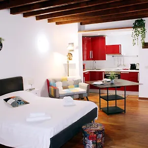 https://hbhall-navigli-2-apartment.italymilanhotels.net